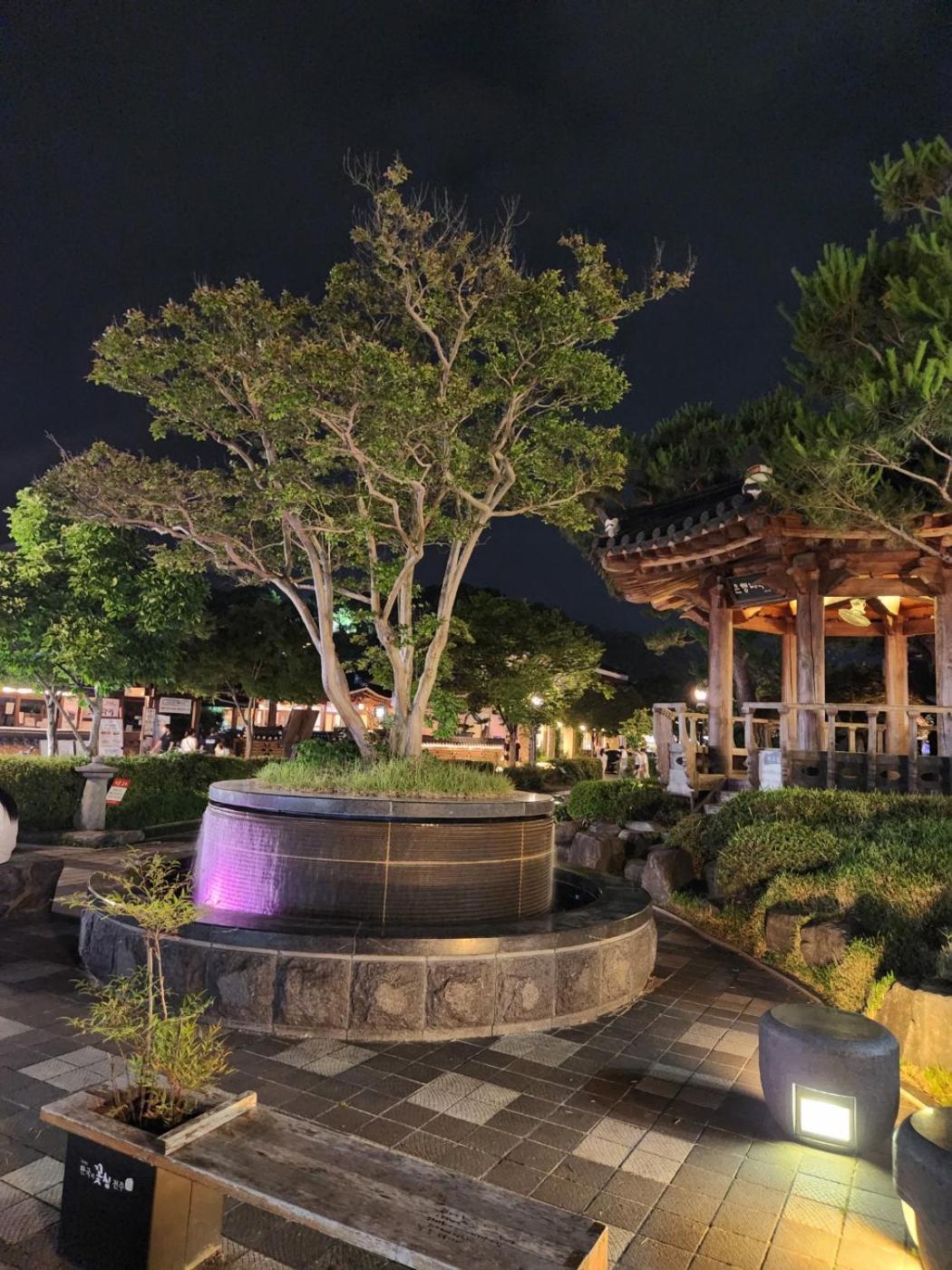 Beautiful House Hotel Jeonju Eksteriør billede