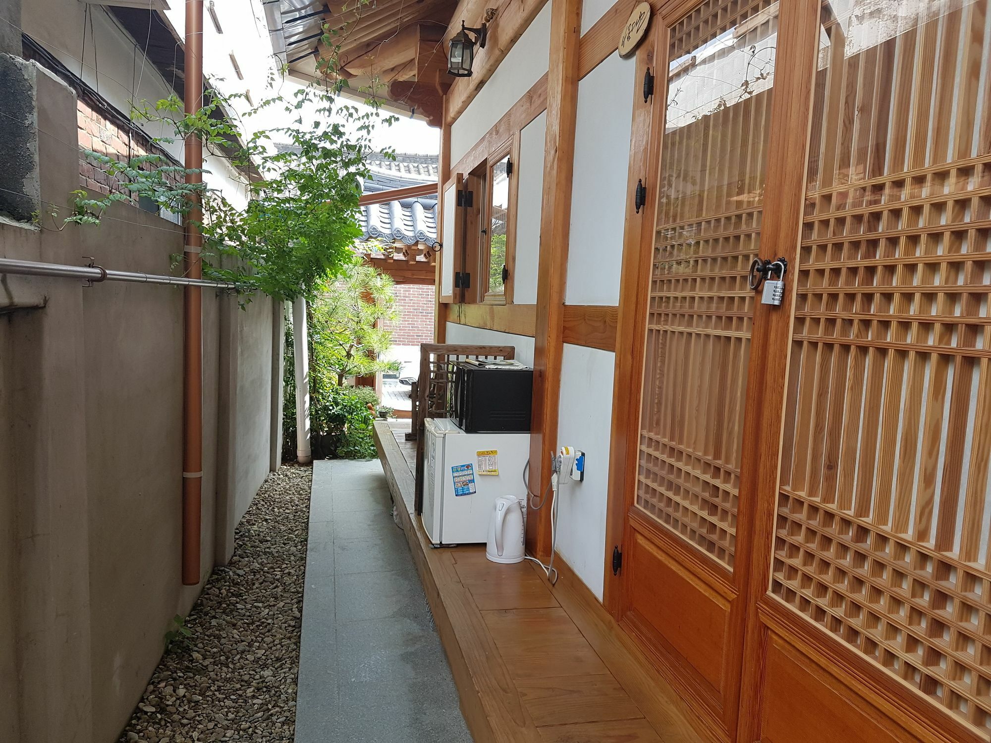 Beautiful House Hotel Jeonju Eksteriør billede